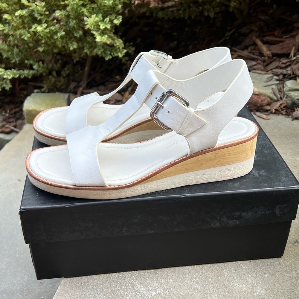 Crosby Derek Lam white leather wedge sandals Sz 8